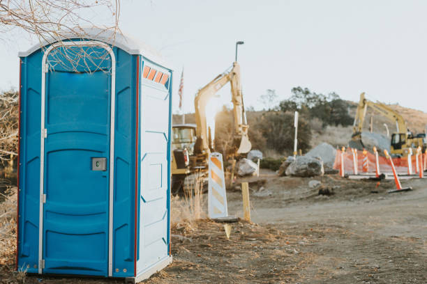 Best Porta potty rental near me  in Kearney, MO
