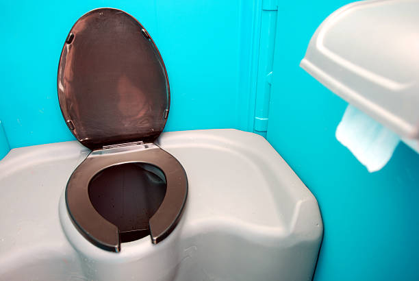 Portable Toilet Options We Offer in Kearney, MO